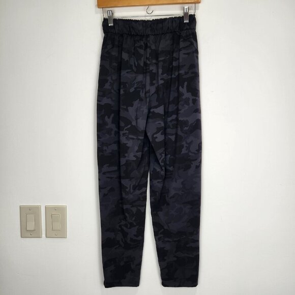 Lululemon Keep It Moving 7/8‎ High Rise Pant 4 Incognito Camo Multi Gray W5DBDS - Picture 4 of 13